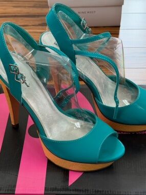 Michael Antonio Teal Platform Slingback Heels Size 11